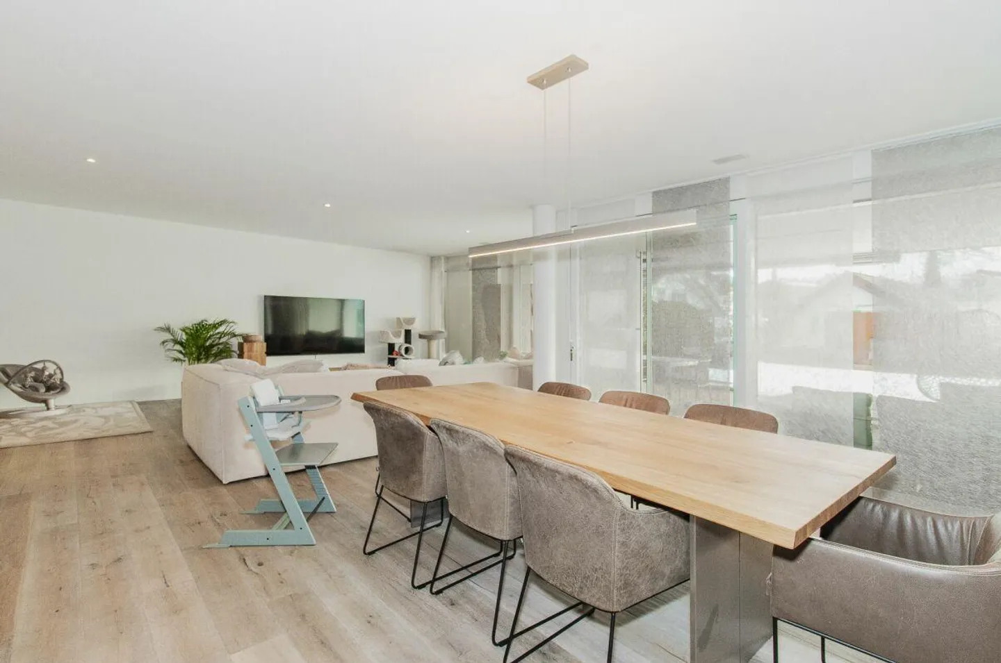 Premium Garden Apartment with Huge Outdoor Area and Impressive... - Photo 16 of 16