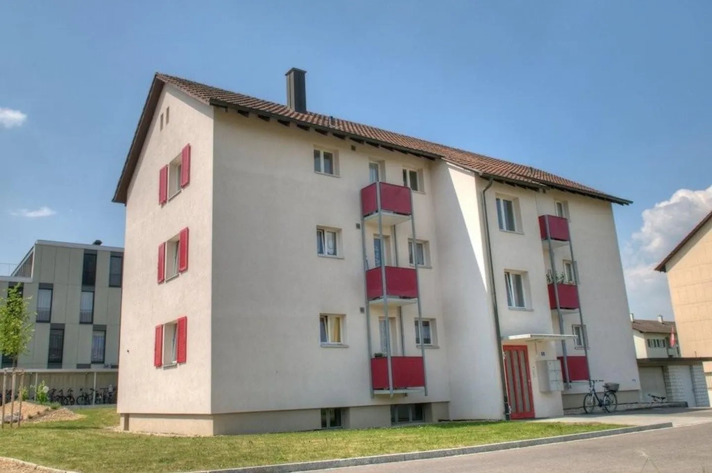 Appartamento conveniente in una posizione tranquilla a Frick in affitto - Foto 1 di 8