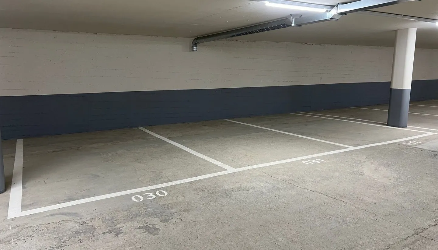 Parking without Worries - Your Parking Garage in Zollikofen Awaits You! - Photo 5 of 5
