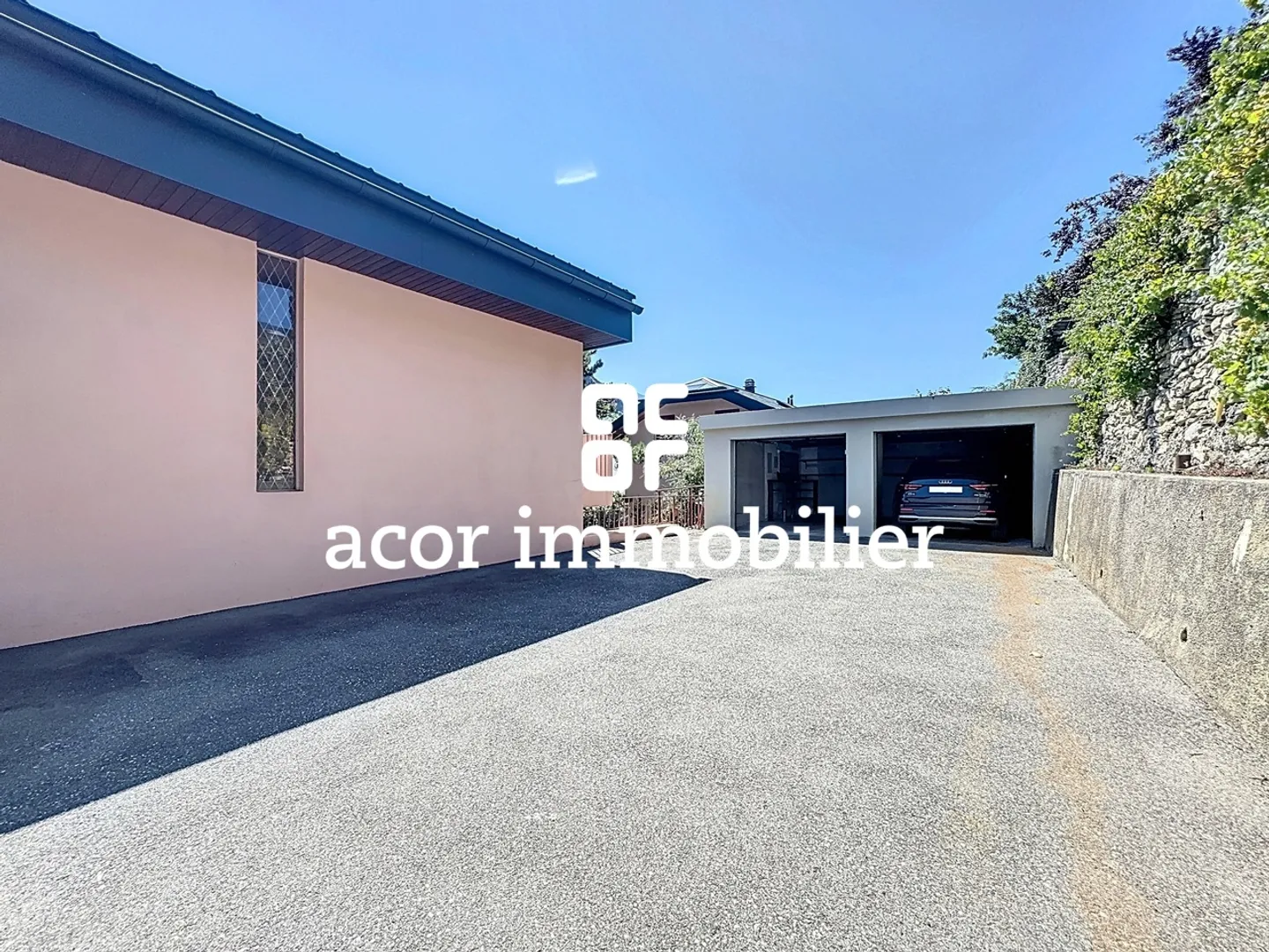 Maison contiguë 7.5 pièces - Photo 8 sur 9