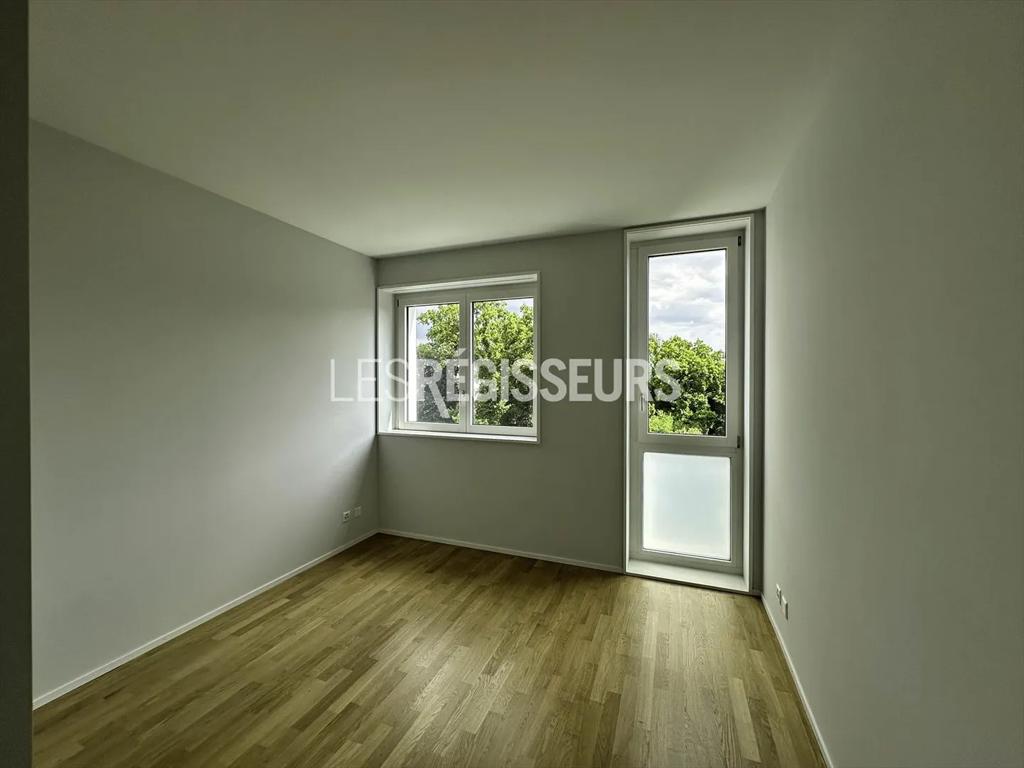 Appartamento 7.5 stanze - Foto 10 di 13