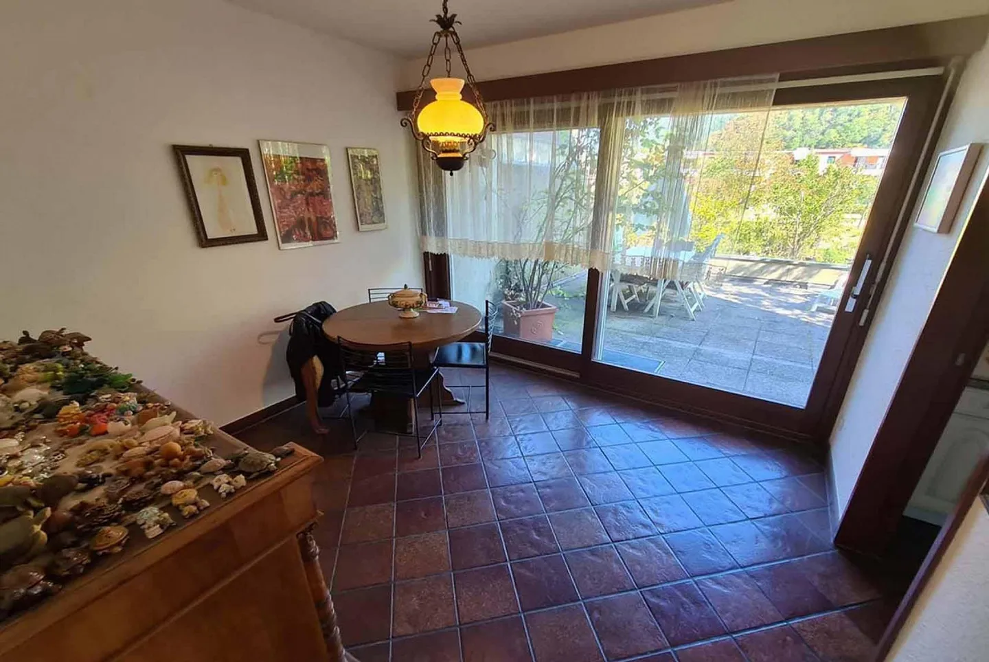 Bella casa bifamiliare di 5,5 stanze nel verde a Melano - Foto 4 di 10