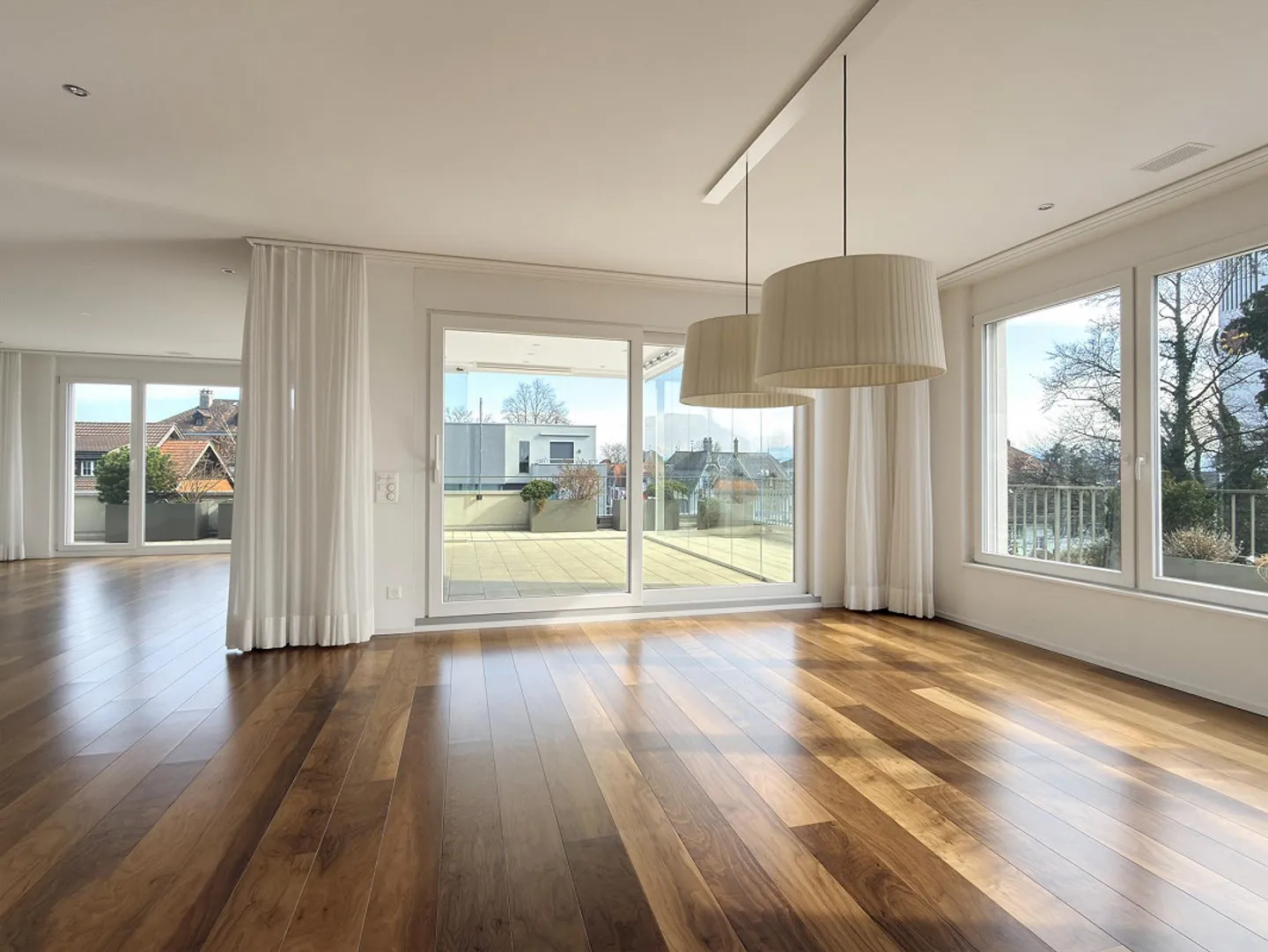 Ampio appartamento attico di 5 - 5,5 stanze con 163 m2 - Foto 7 di 22