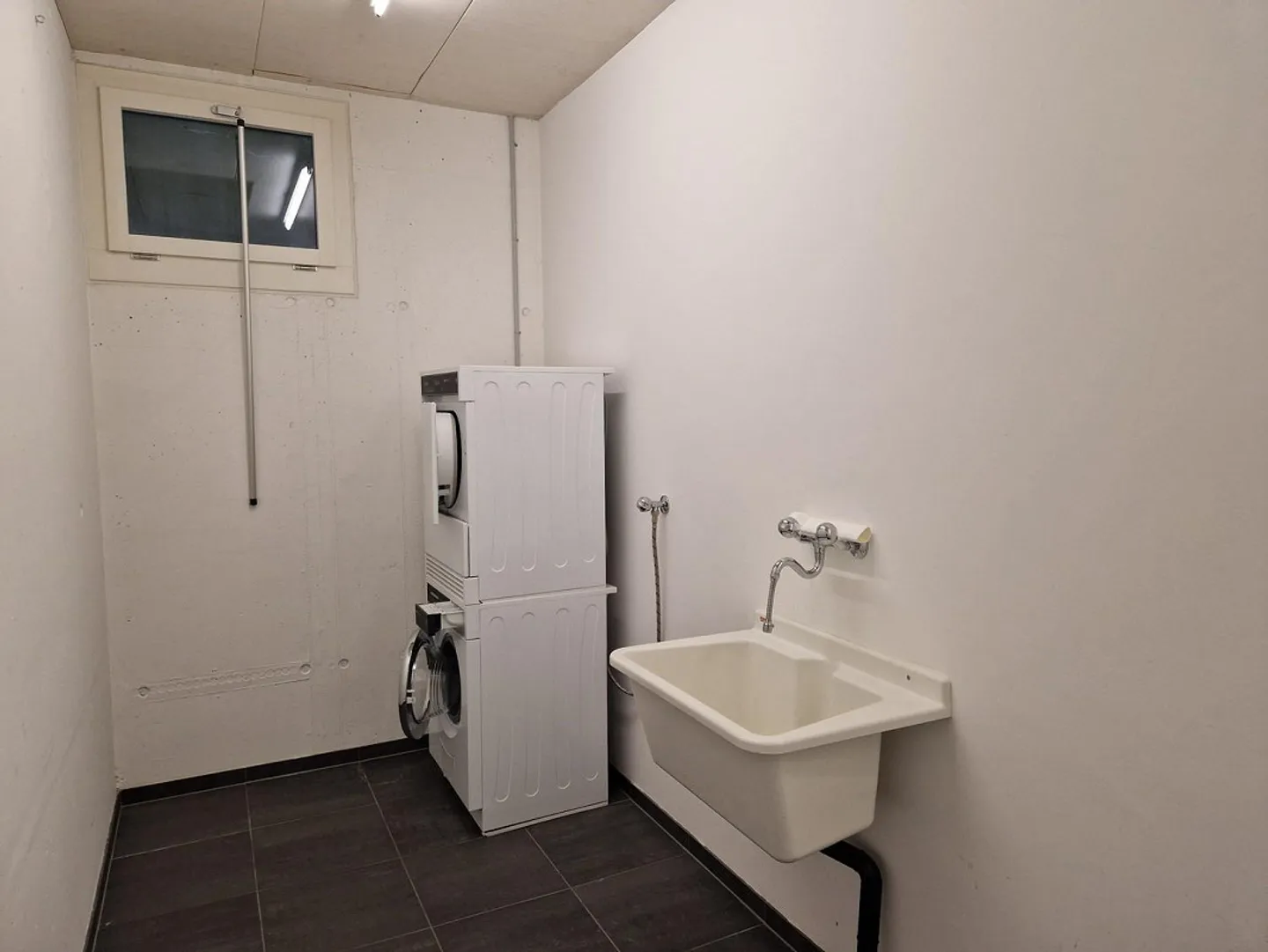 Spacious 2.5-room garden apartment in a privileged location - Photo 12 of 13