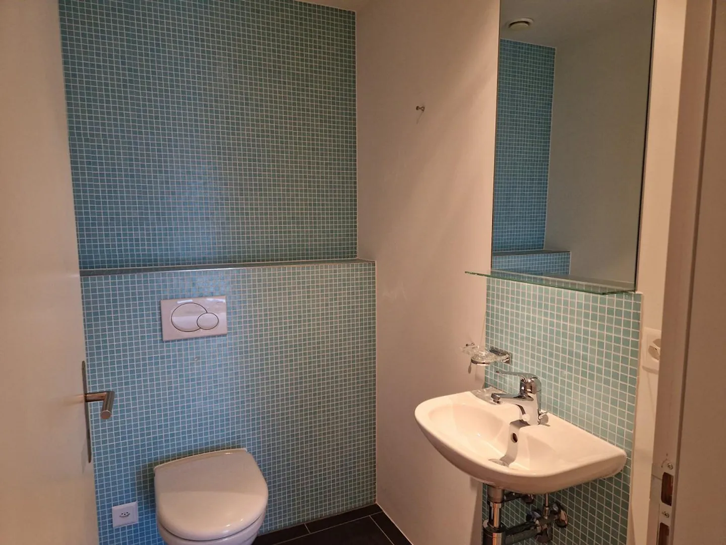 Spacious 2.5-room garden apartment in a privileged location - Photo 8 of 13