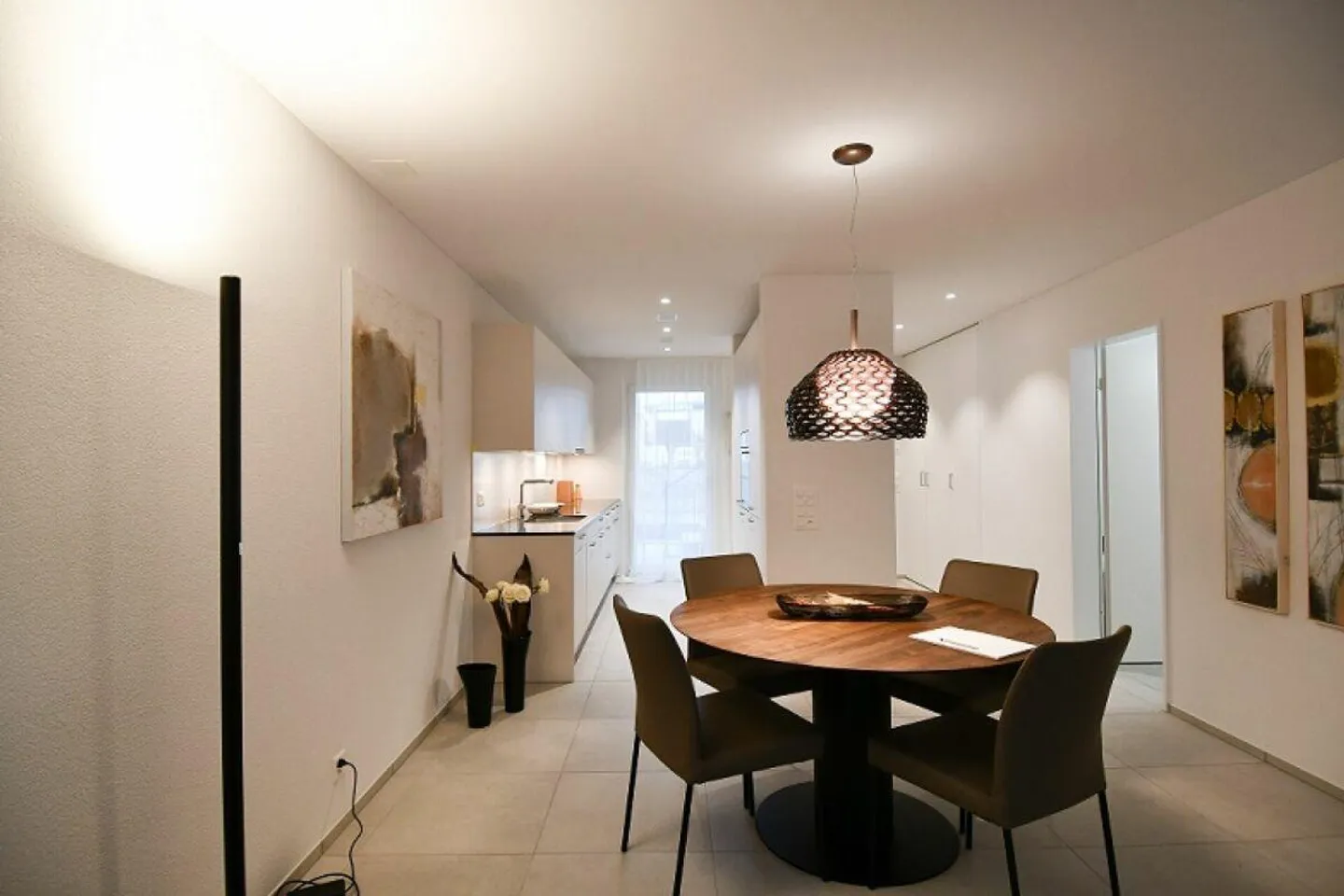 Appartamento centrale con comfort moderni - Foto 3 di 7