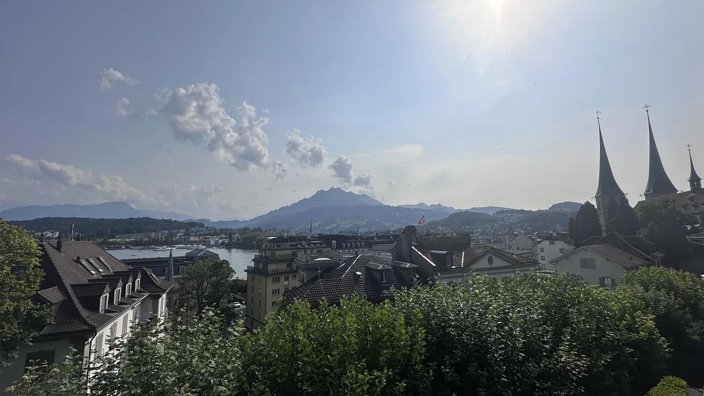 Zentrales Wohnen mit See und Bergsicht in der Stadt Luzern - Foto 21 von 22