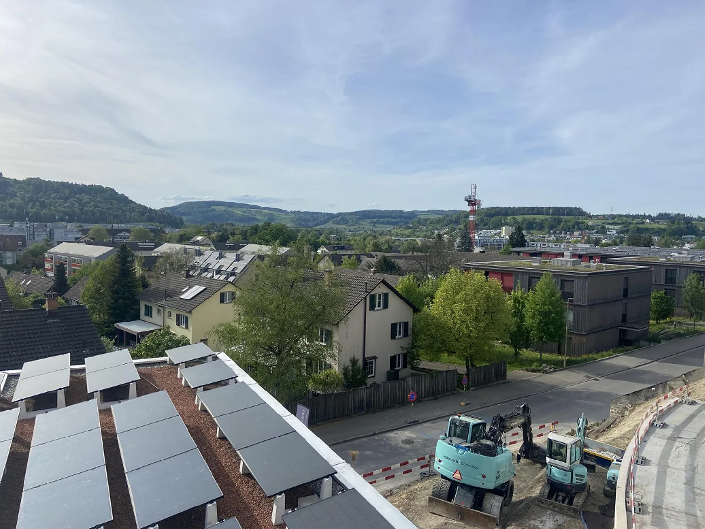 Modern Townhouse with View and Rooftop Terrace - Photo 6 of 17