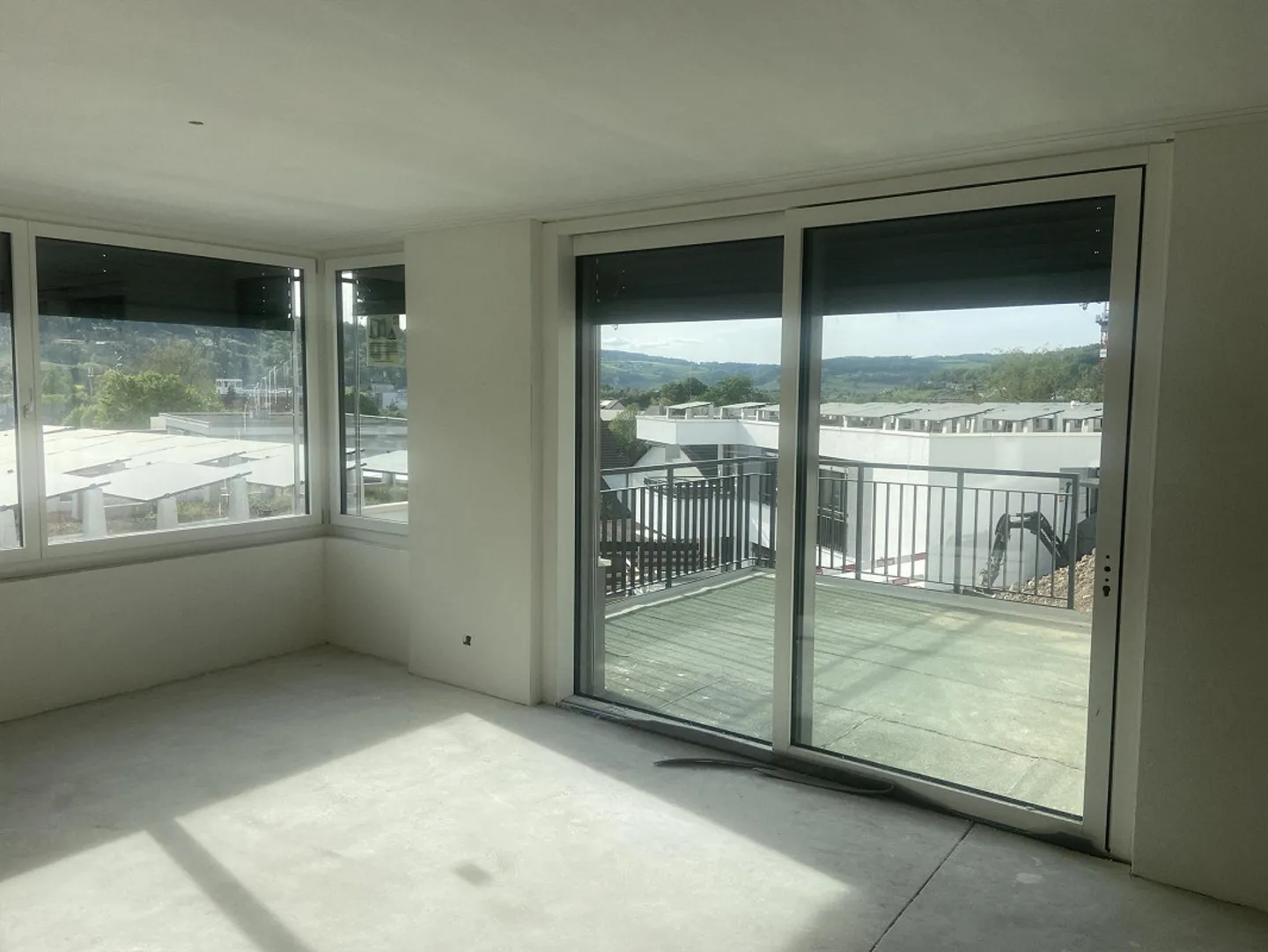 Modern Townhouse with View and Rooftop Terrace - Photo 11 of 17
