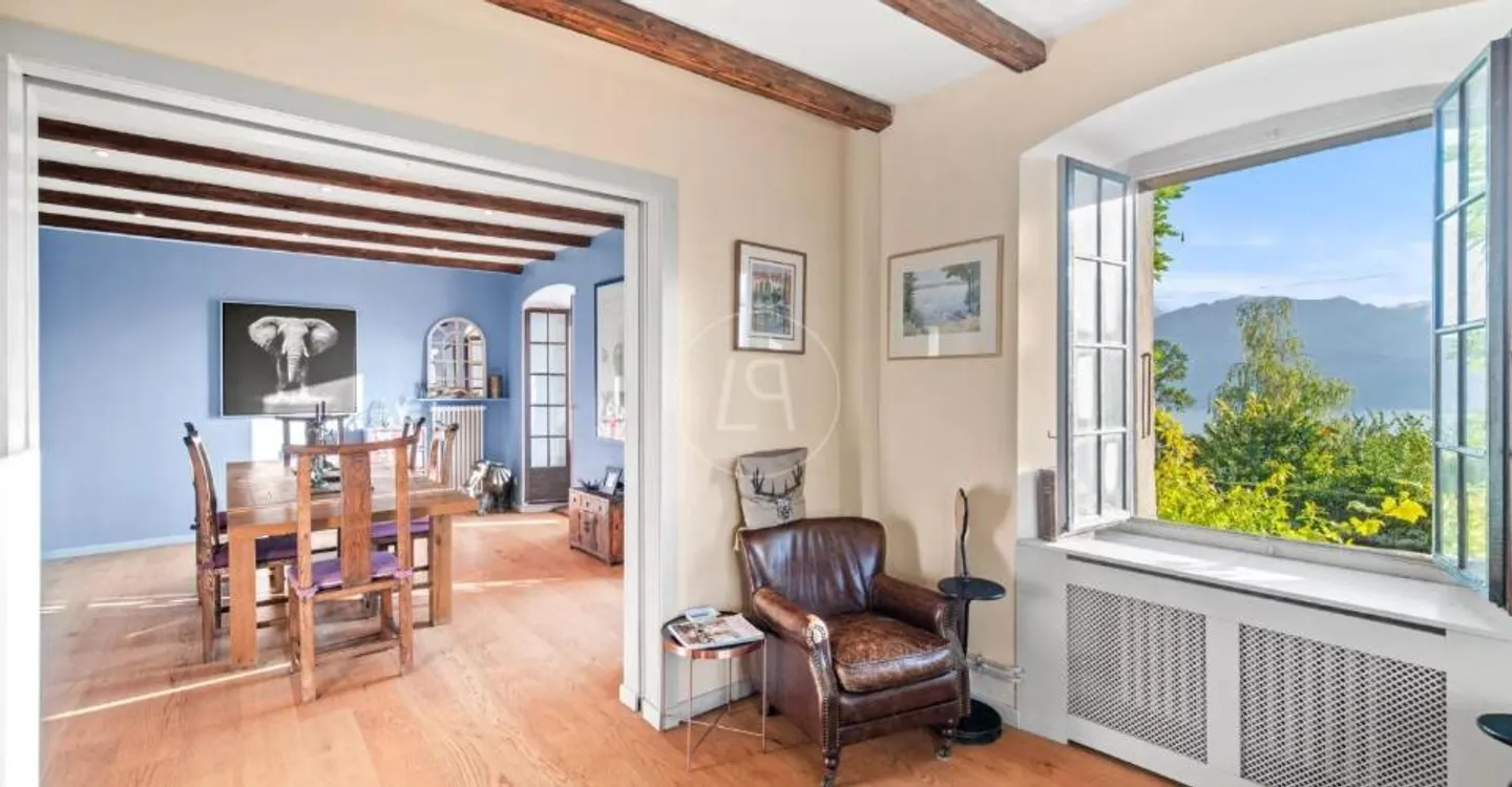 Beautiful renovated winegrower's house in the heart of St-Légier - Photo 6 of 13