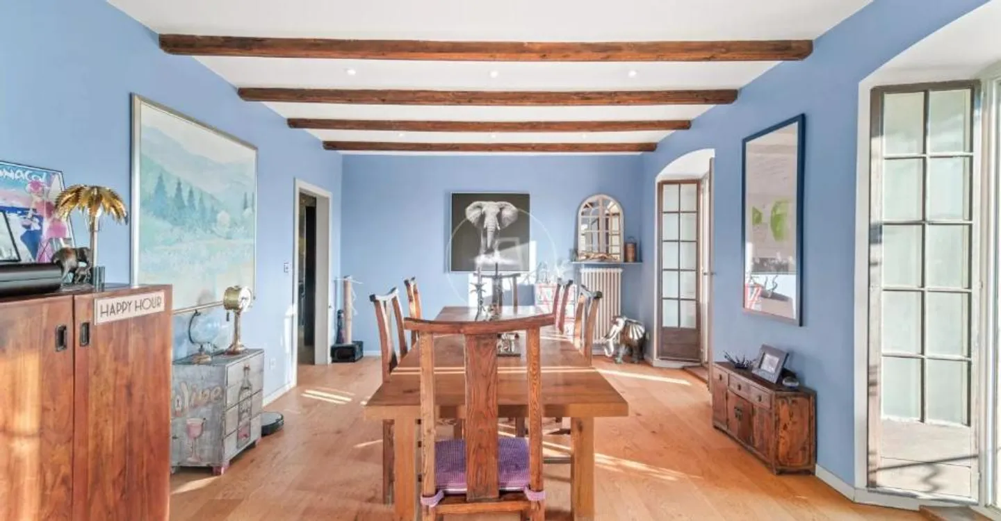 Beautiful renovated winegrower's house in the heart of St-Légier - Photo 8 of 13
