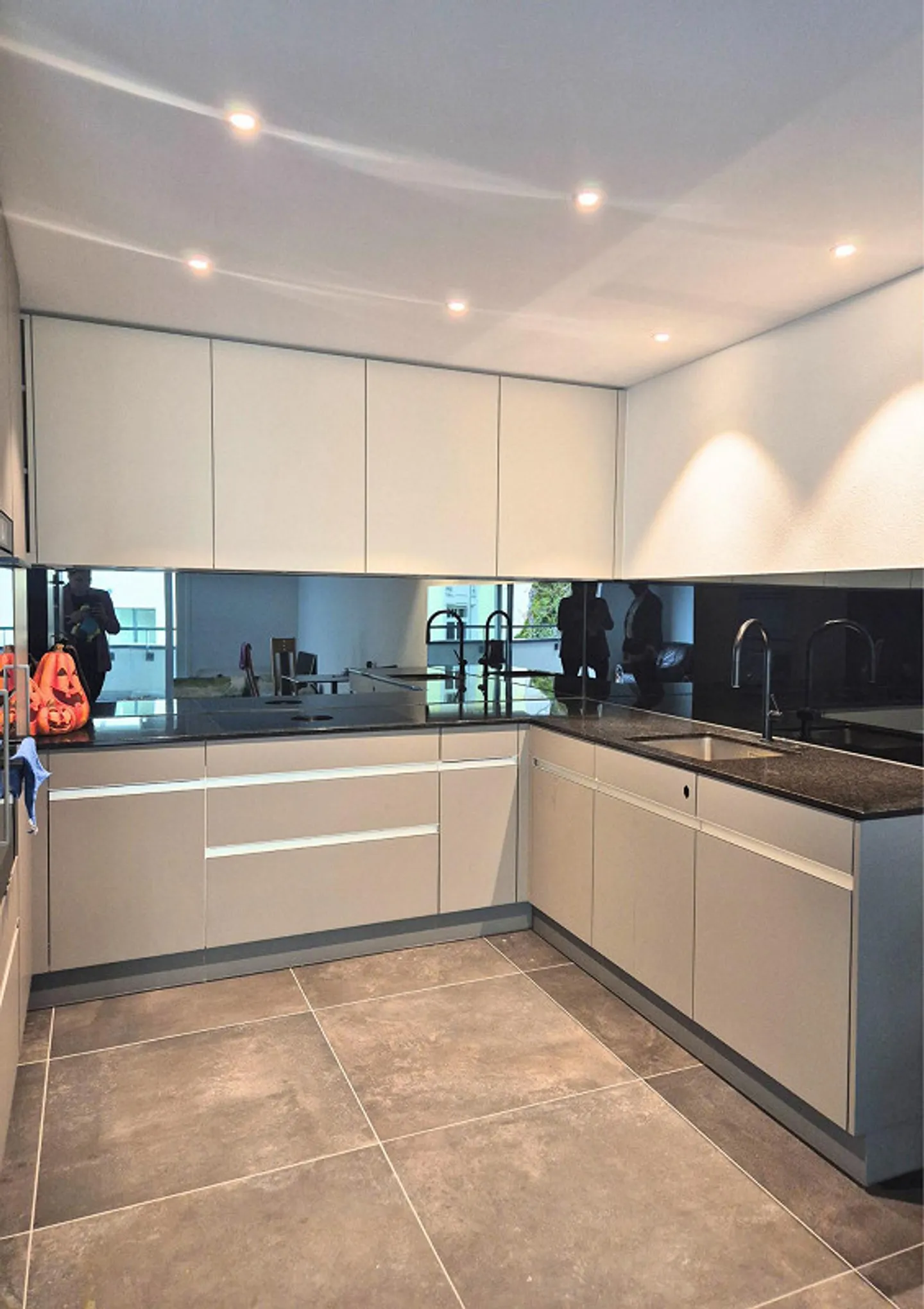 2.5 Room Apartment - Photo 5 of 6