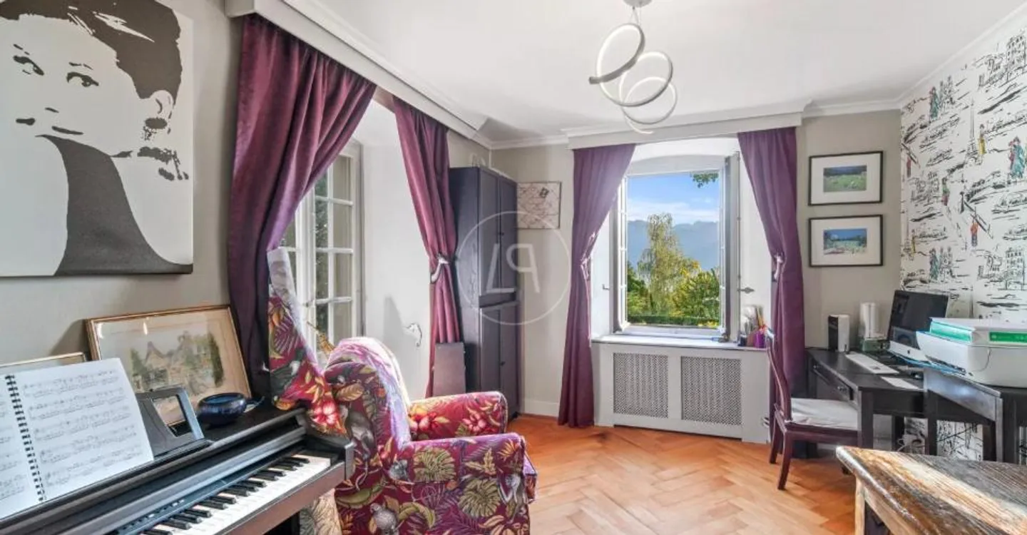 Beautiful renovated winegrower's house in the heart of St-Légier - Photo 11 of 13