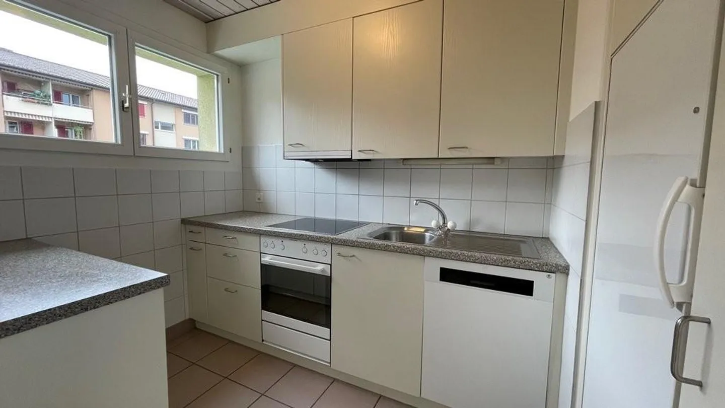 4.5 Room Apartment in Münsingen - Photo 7 of 10