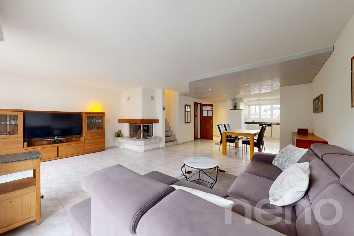 Appartamento spazioso e luminoso di 5,5 stanze a Schübelbach - Foto 1 di 12