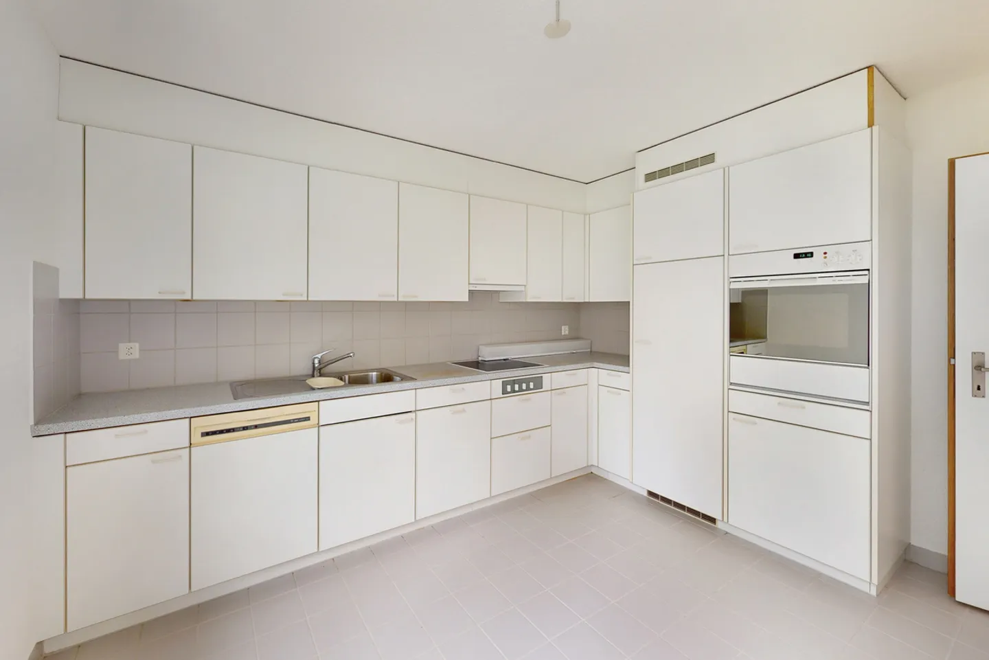Appartement Charmant avec Vue Alpestre - Photo 6 sur 7
