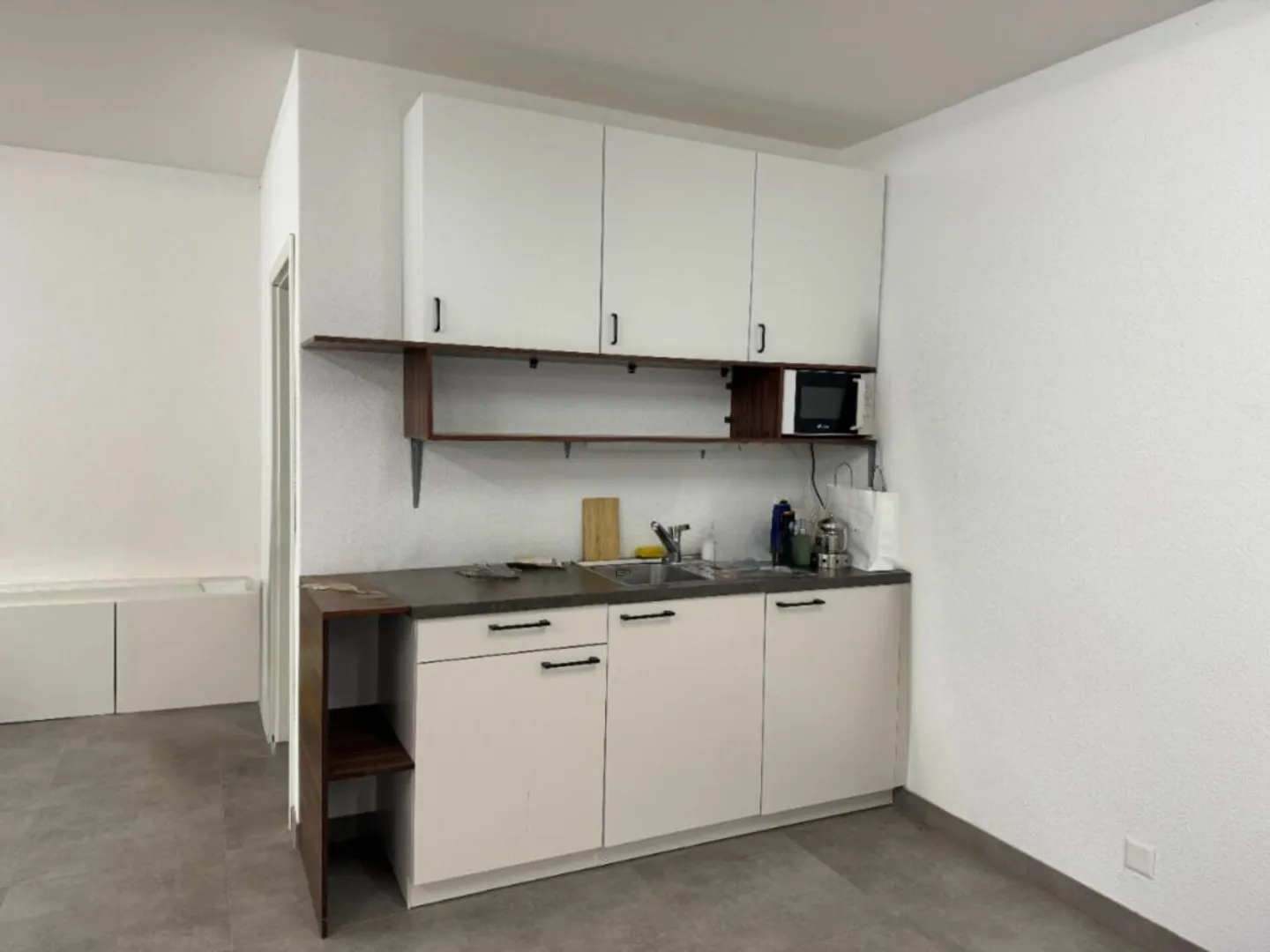 Commercial/Office 1.5 rooms 156.35 m2 in Puidoux-Gare - Photo 5 of 21