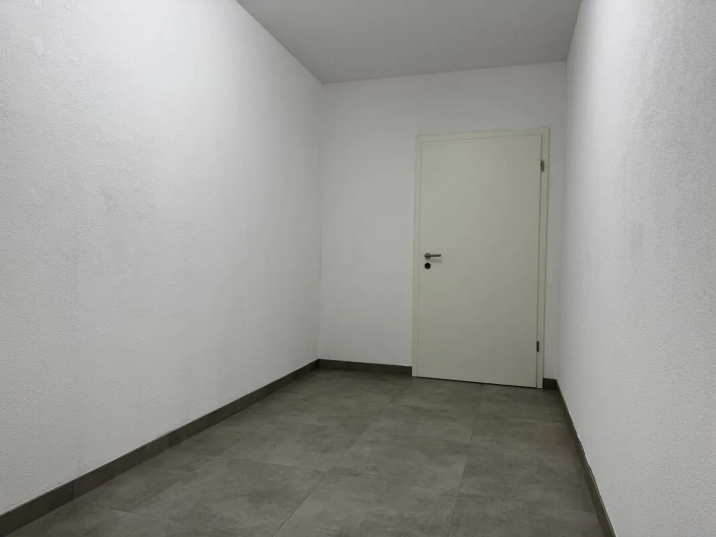Commercial/Office 1.5 rooms 156.35 m2 in Puidoux-Gare - Photo 7 of 21