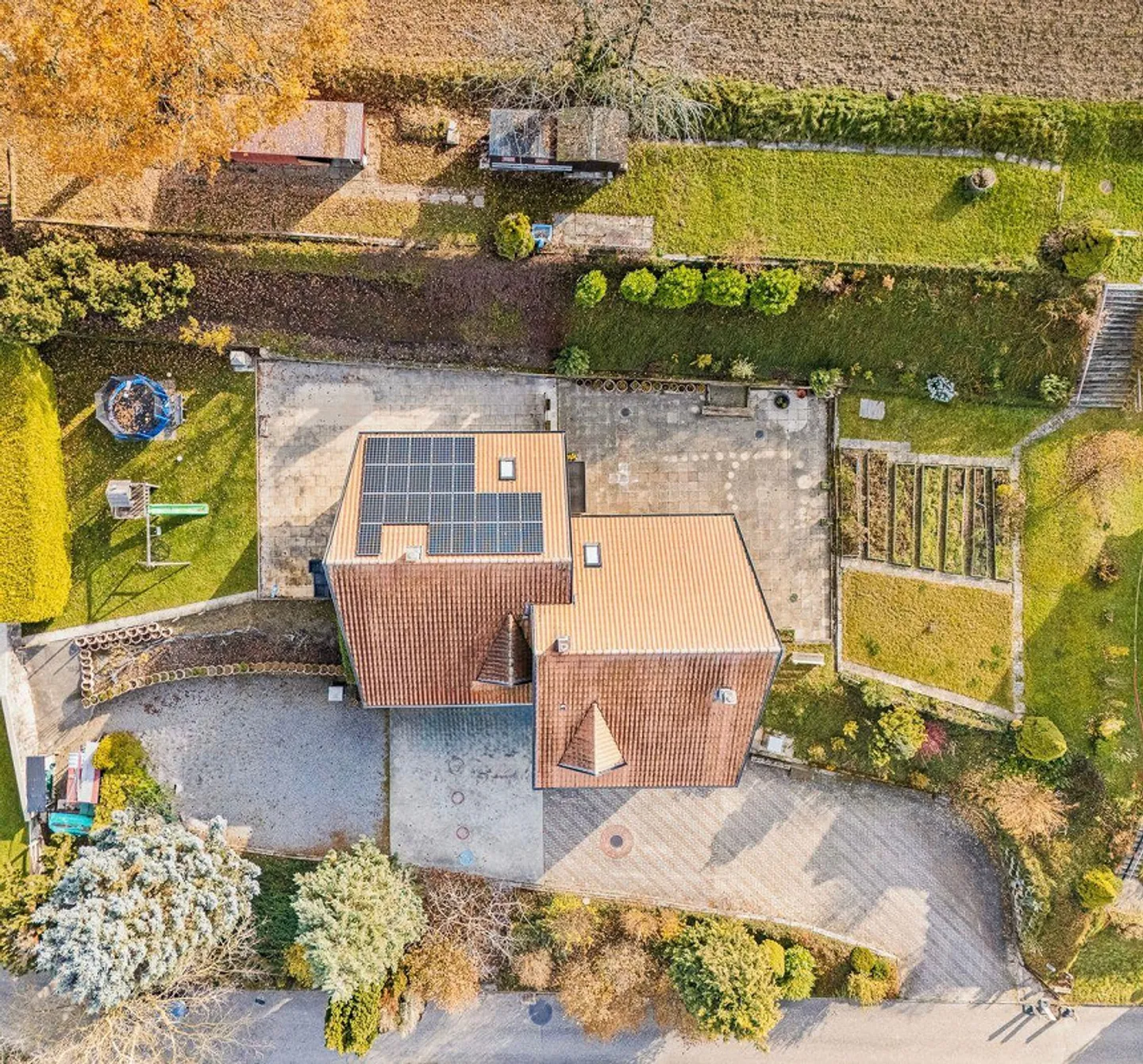 Family home with unobstructed view! - Photo 3 of 13