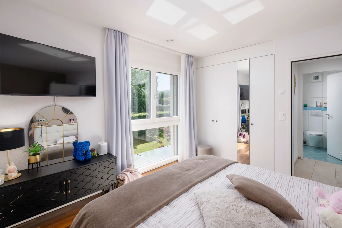 Maison jumelée avec jardin privé dans un environnement verdoyant - Photo 6 sur 13