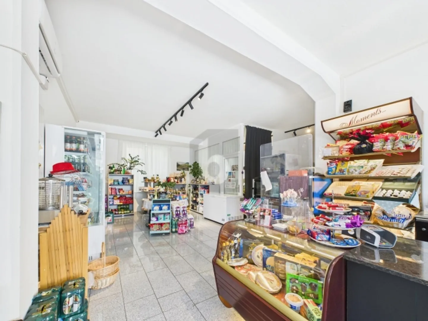 «BISTRO MIT CHARME» - Foto 4 von 6