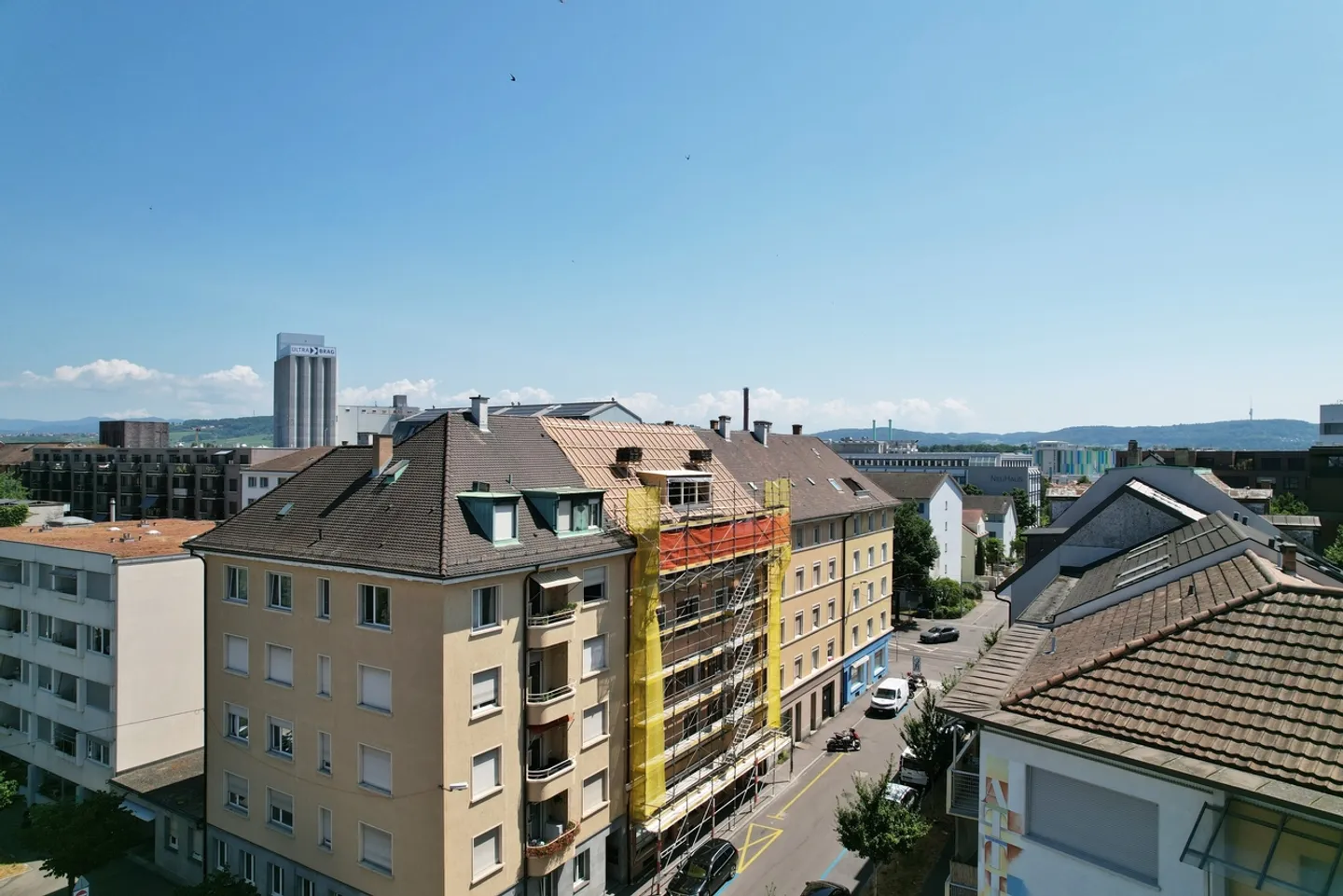 L'ANCIEN RENCONTRE LE MODERNE - EXPÉRIENCE DE VIE PRÈS DE LA PROMENADE DU RHIN - Photo 10 sur 14