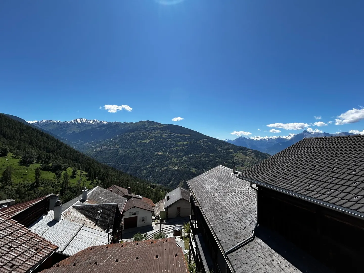 Charmante 2,5-Zimmer-Wohnung teilweise möbliert - Foto 7 von 8