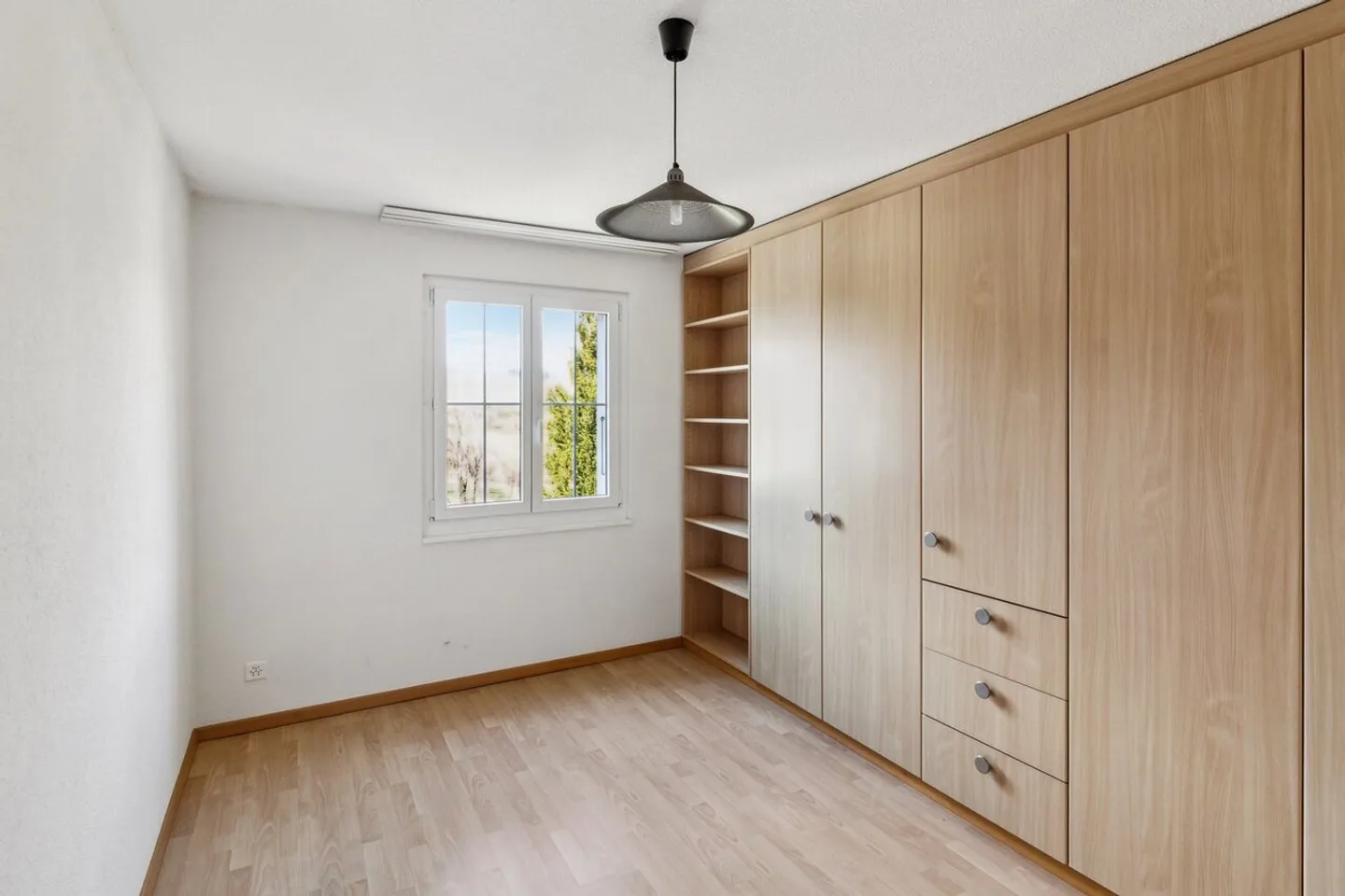 Maison attrayante à deux familles avec beaucoup d'espace - Photo 8 sur 13