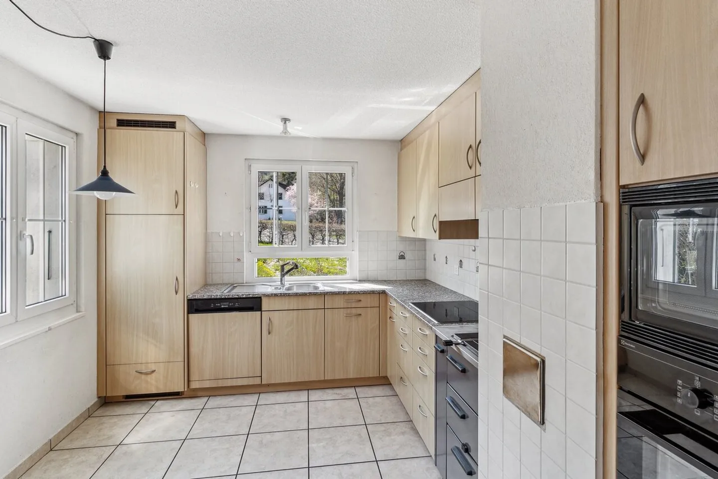Maison attrayante à deux familles avec beaucoup d'espace - Photo 13 sur 13
