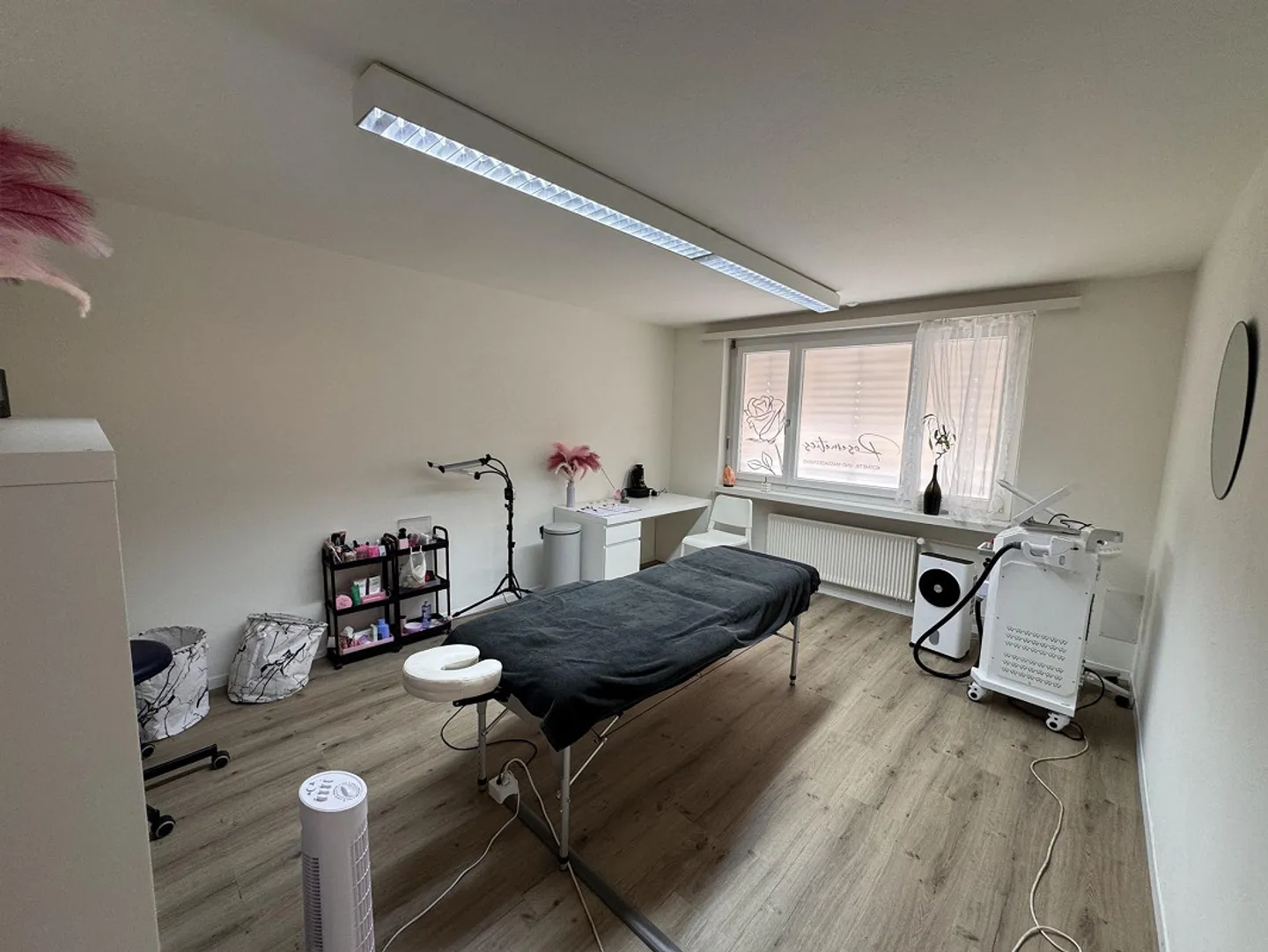 Office for rent in the city center - Photo 4 of 12