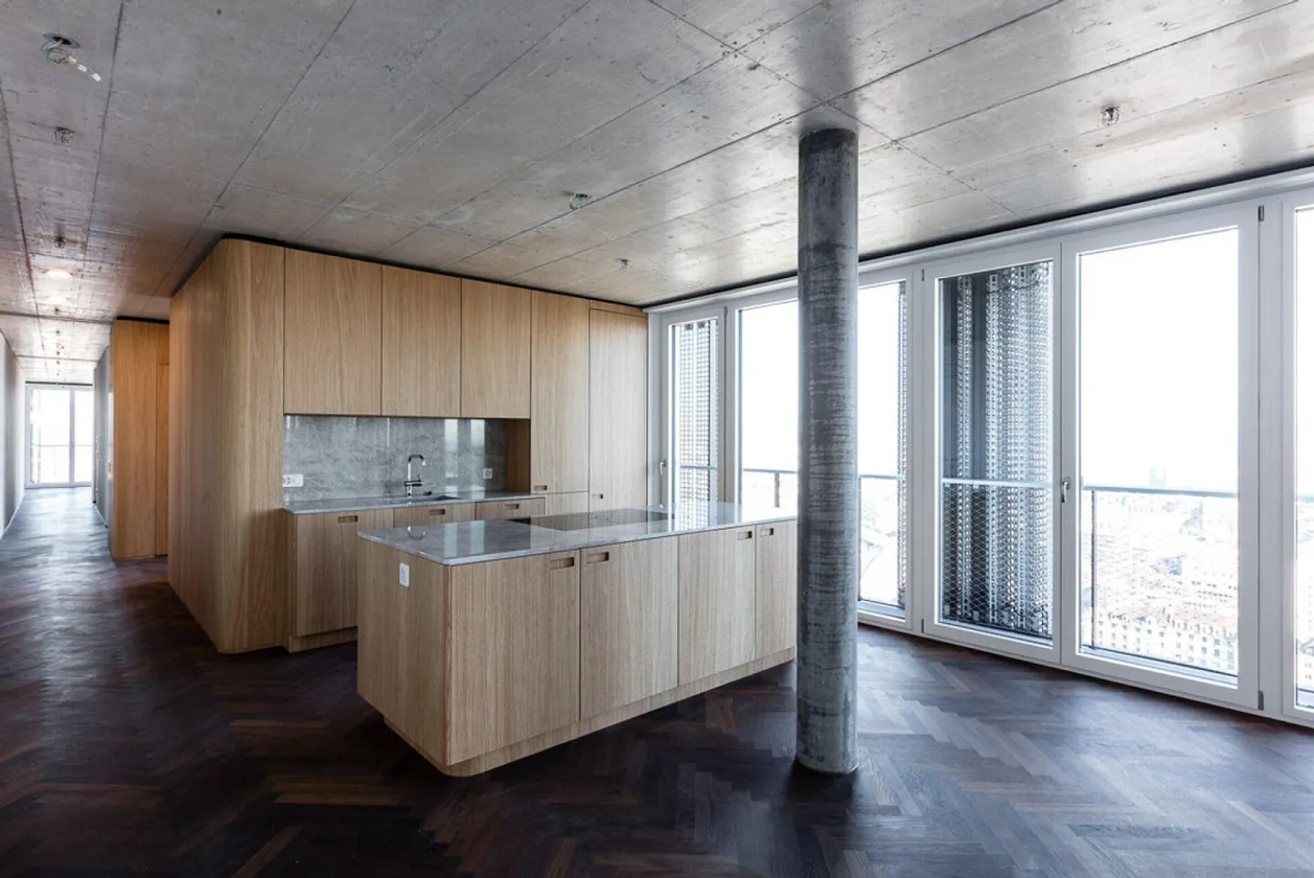 Attico spettacolare con vista panoramica su Basilea - Foto 3 di 7