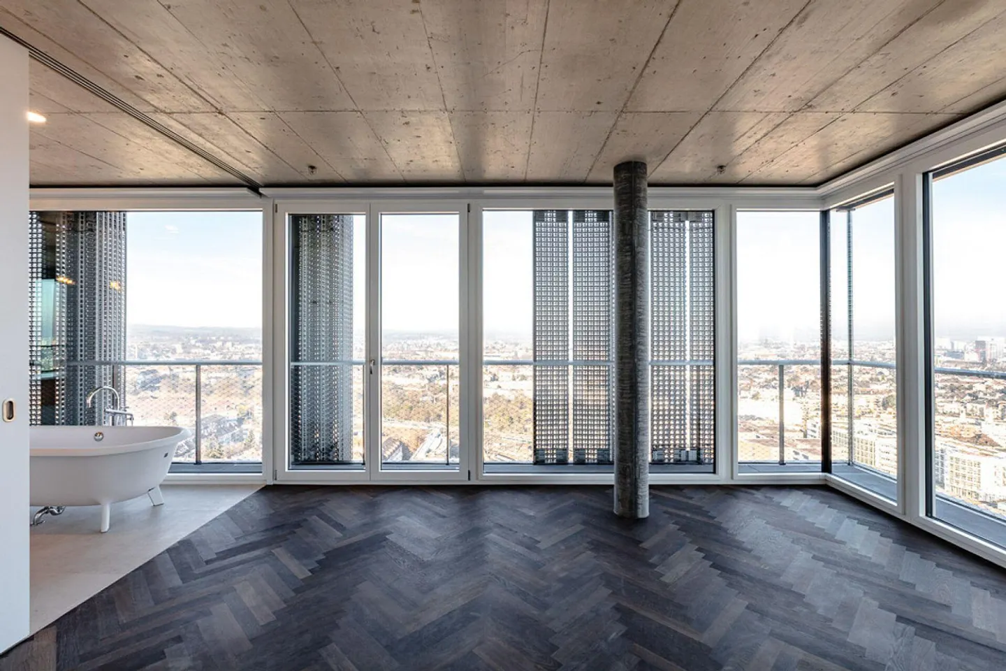Attico spettacolare con vista panoramica su Basilea - Foto 4 di 7