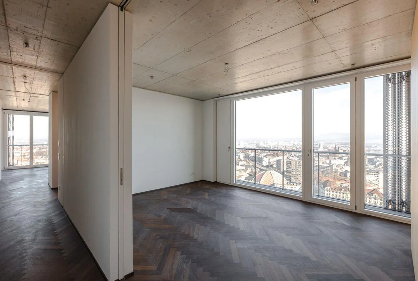 Attico spettacolare con vista panoramica su Basilea - Foto 6 di 7