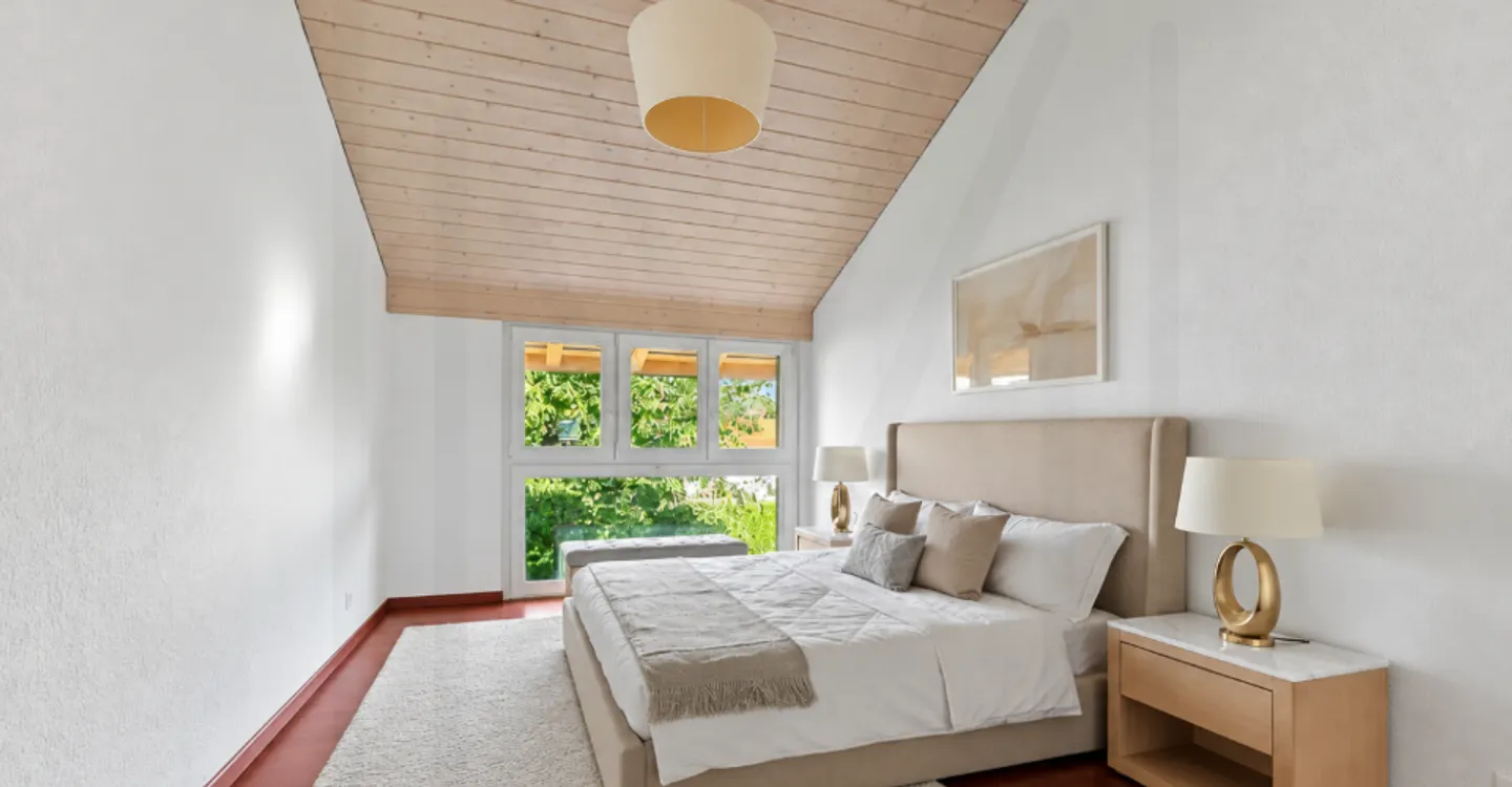 Einfamilienhaus mit Werkstatt-Garage und großem Grundstück - Foto 7 von 11
