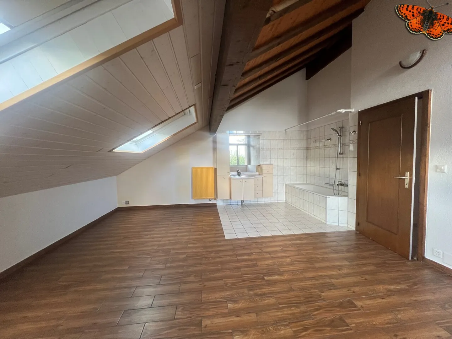 PROPRIETÀ UNICA - 5 STANZE A CHÂTEL-ST-DENIS! - Foto 13 di 27