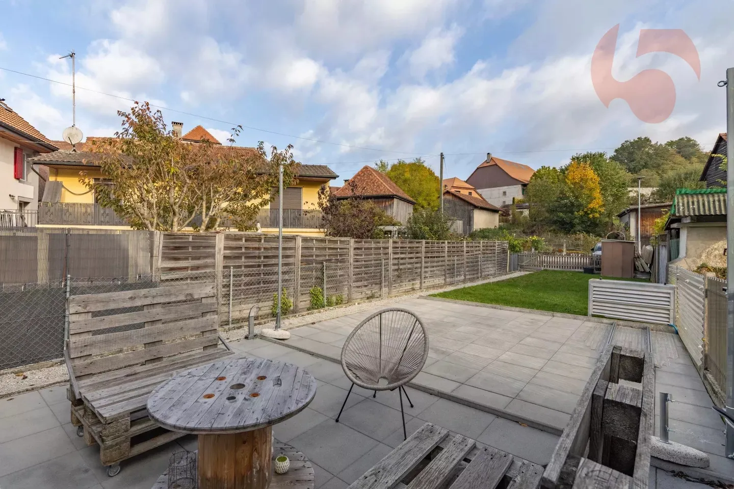 Magnificent fully renovated village house - Photo 3 of 14