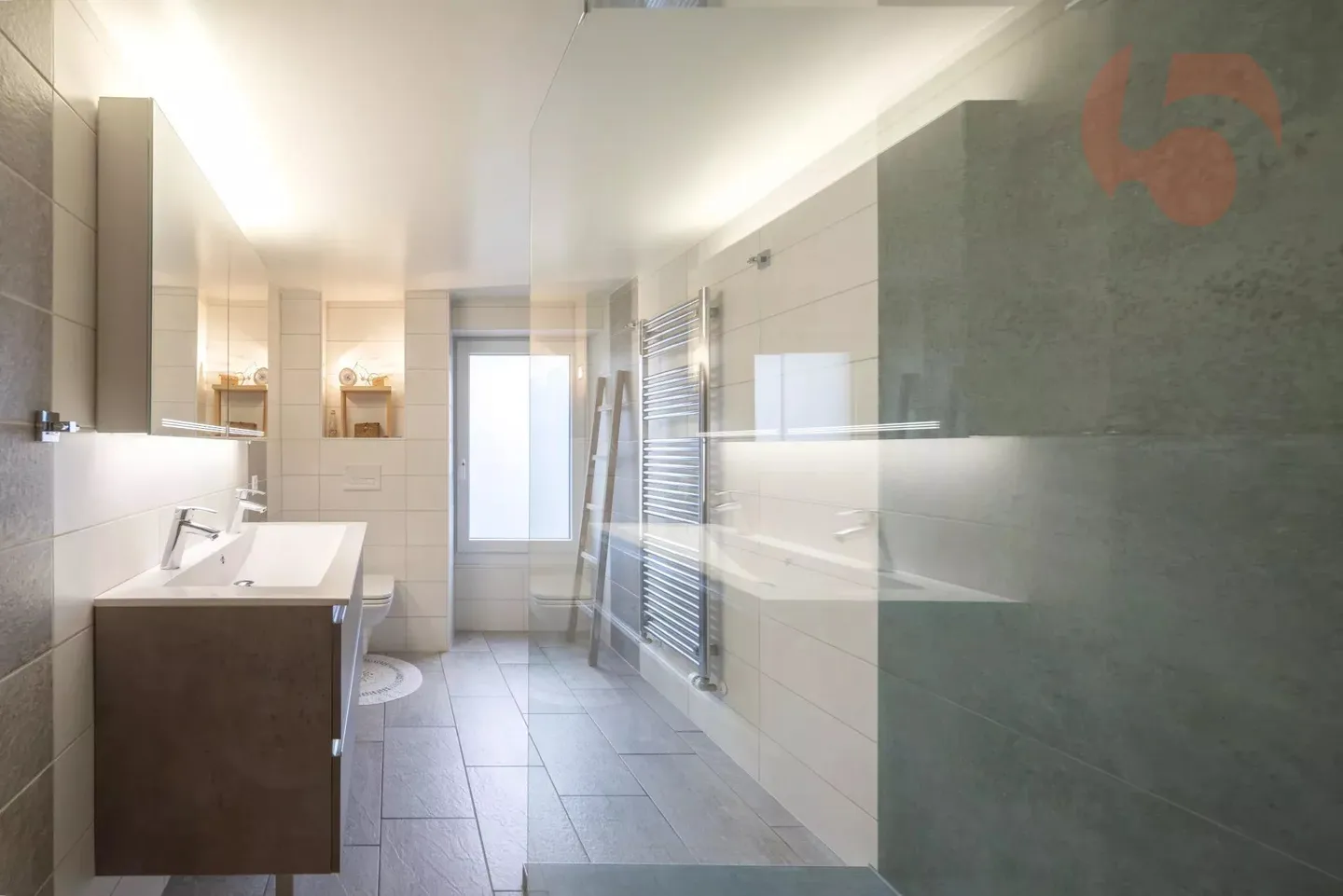 Magnificent fully renovated village house - Photo 13 of 14