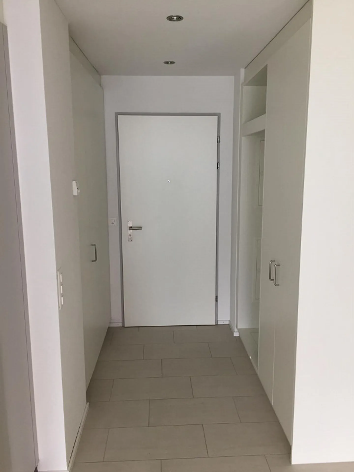 Schöne 3.5-Zi-Parterre-Wohnung in der Bündner Herrschaft - Foto 3 von 9