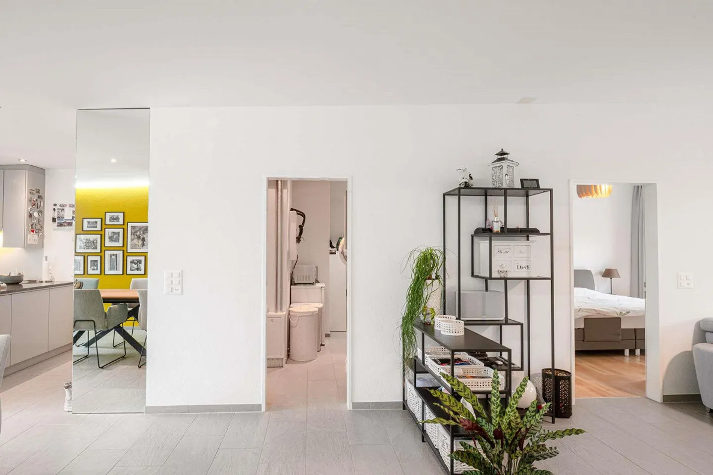 Helle Attika-Wohnung mit Stadtblick - Foto 6 von 14