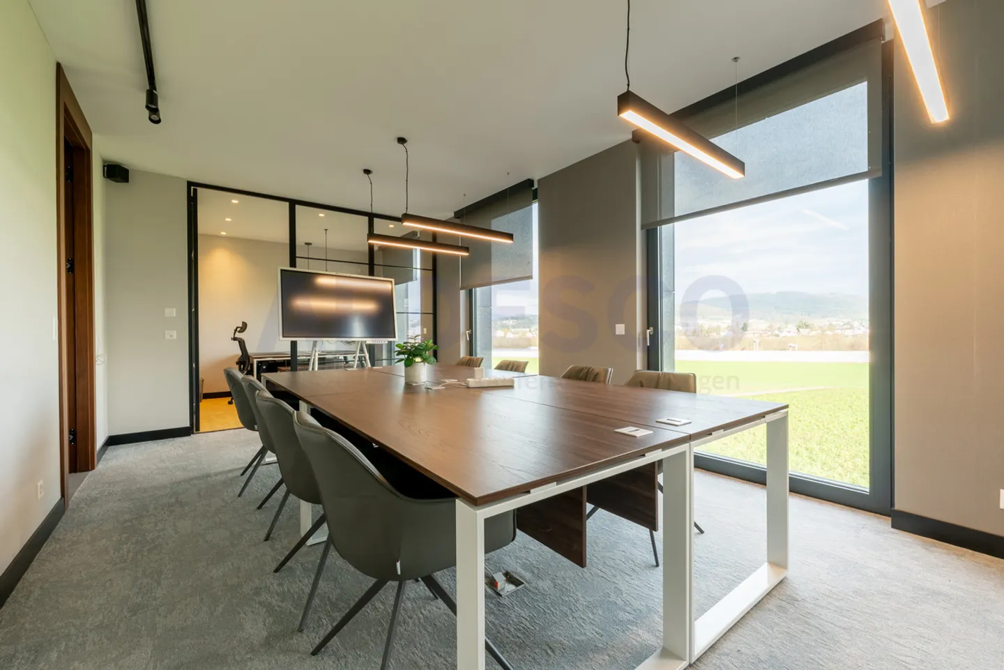 Conception d'un emplacement d'entreprise moderne - Photo 6 sur 9