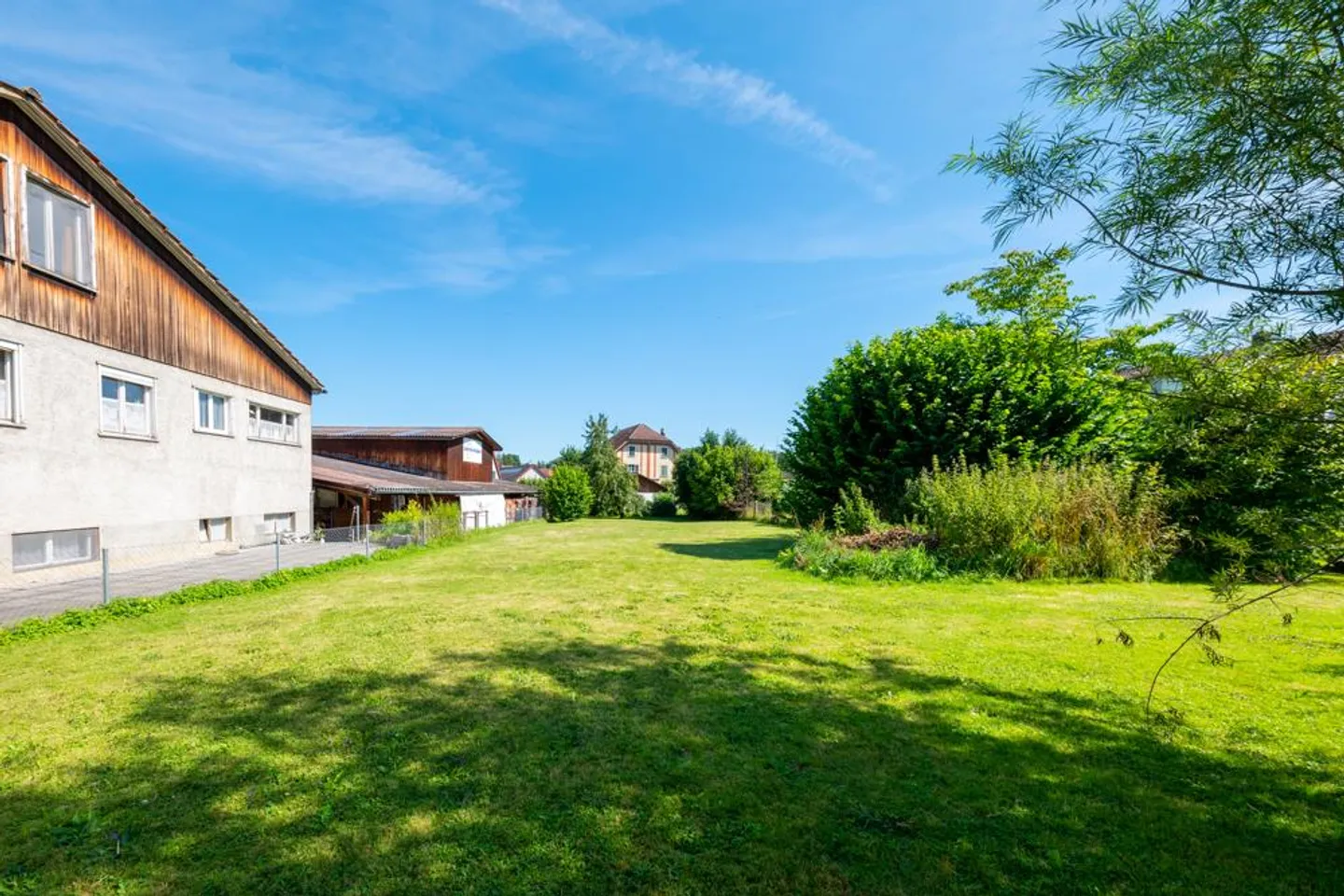 Timber House with Generous Plot - Expansion and New Construction Potential - Photo 8 of 9