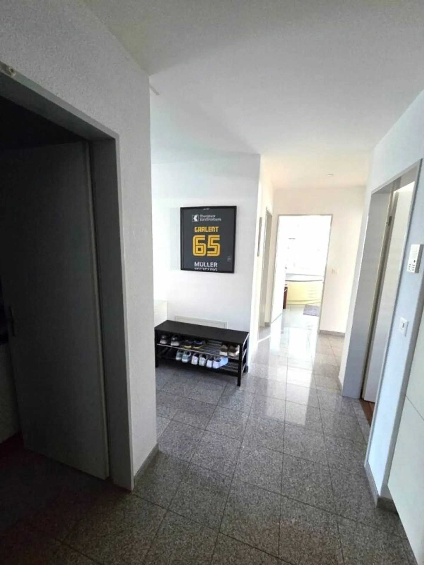 Appartamento in affitto - Foto 9 di 11