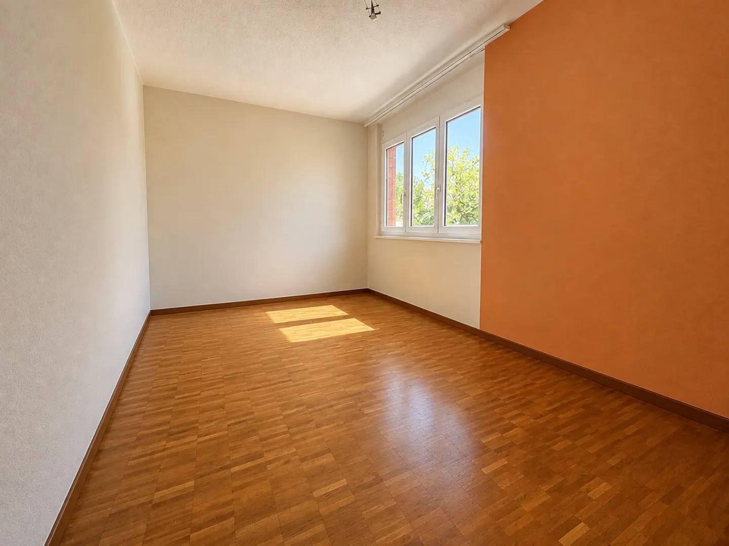4.5-Zimmerwohnung am Stadtrand von Wallisellen - Foto 3 di 11