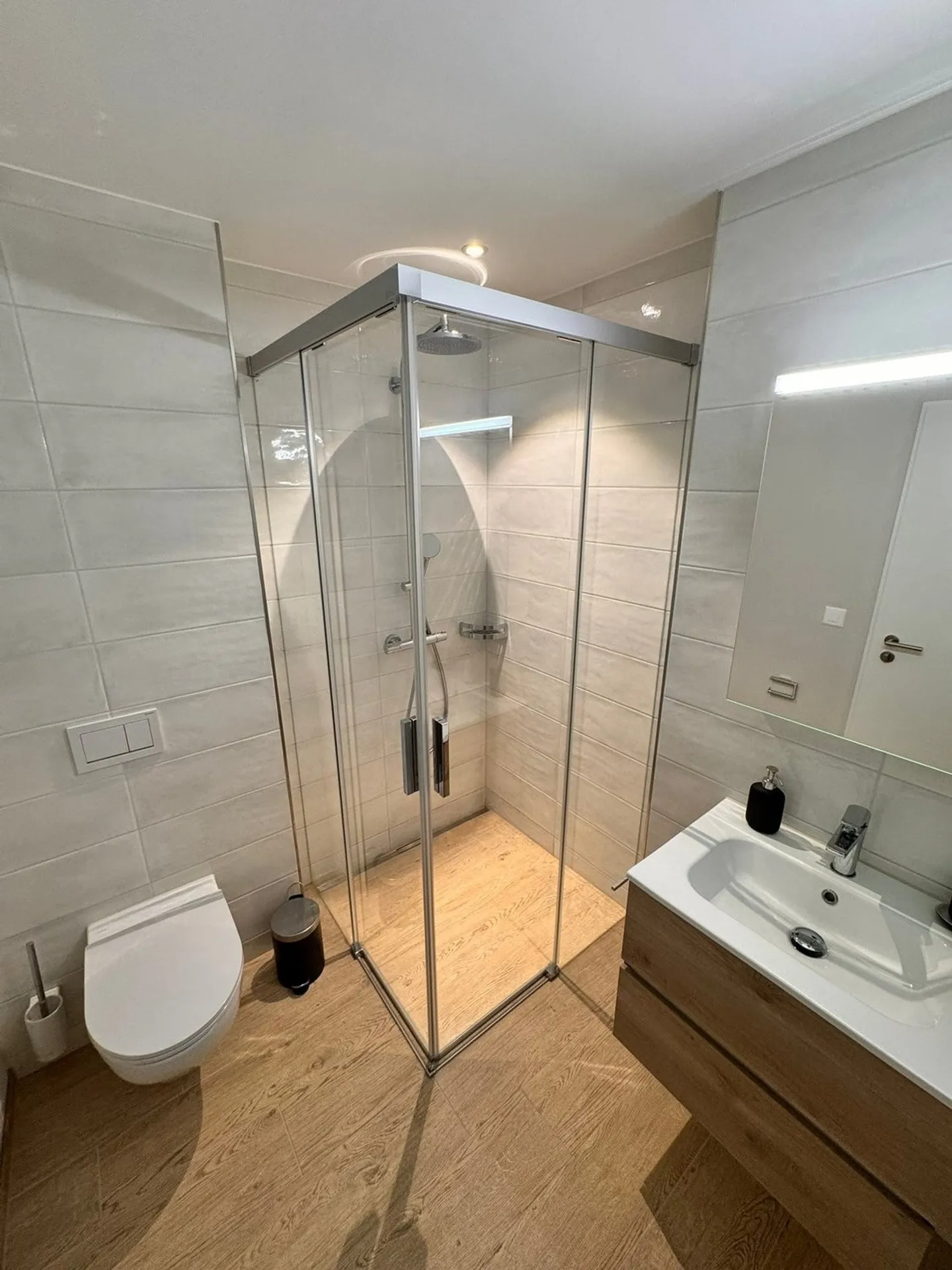 Moderne, entièrement meublée appartement 1.5 pièces – première occupation dans un nouveau bâtiment (2024) à Holderbank (AG) - Photo 12 sur 16