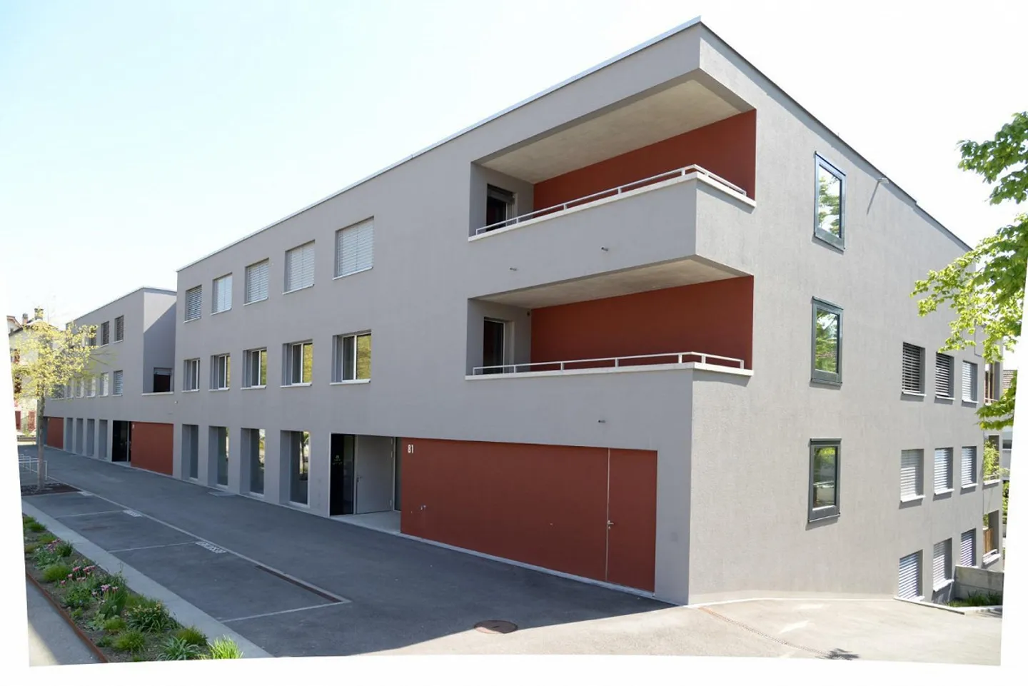 Stylish living in the best location in Solothurn - Photo 1 of 5