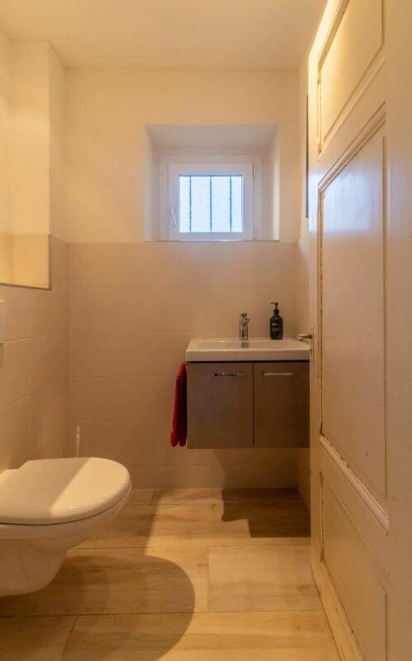 Charmantes Freistehendes Haus - Foto 5 von 12