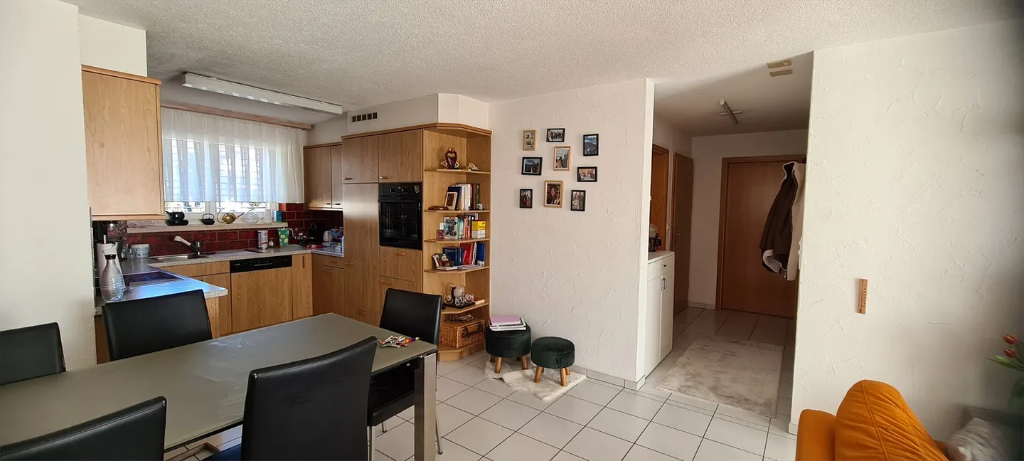 appartamento luminoso e accogliente di 3 1/2 stanze - Foto 2 di 7
