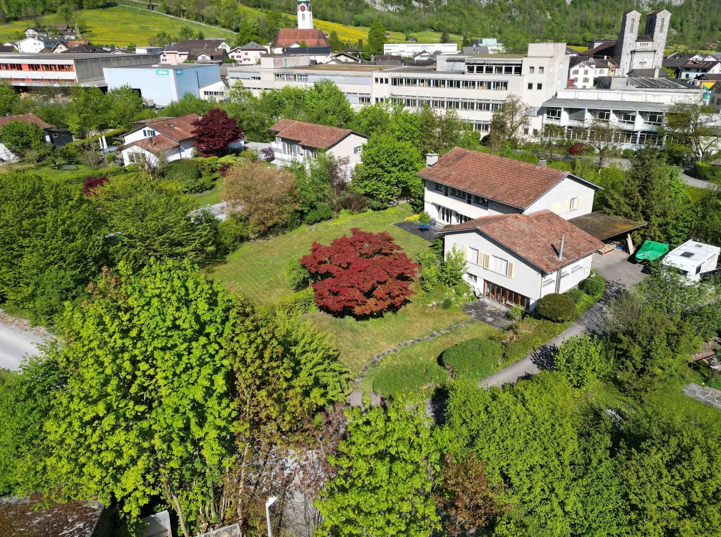 Maison individuelle avec jardin dans un emplacement familial à Netstal GL - Photo 2 sur 27