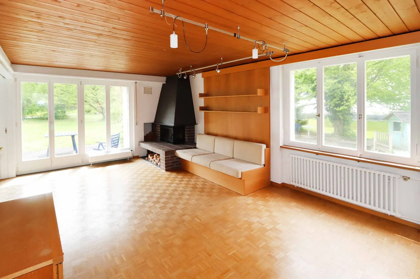 Maison individuelle avec jardin dans un emplacement familial à Netstal GL - Photo 5 sur 27