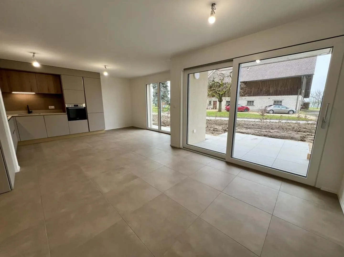 2.5 Room Apartment - Photo 5 of 13